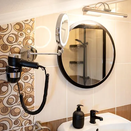 Kaya Apartmanhotel 2*