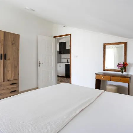 Kaya Apartmanhotel 2*